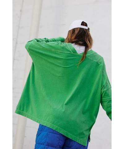 Women's Oversized Long Sleeve Tee Shirt Tshirt Pull-on Basic V Neck T Shirt Blouse Tunic Top with Thumbholes Green $16.50 Tops